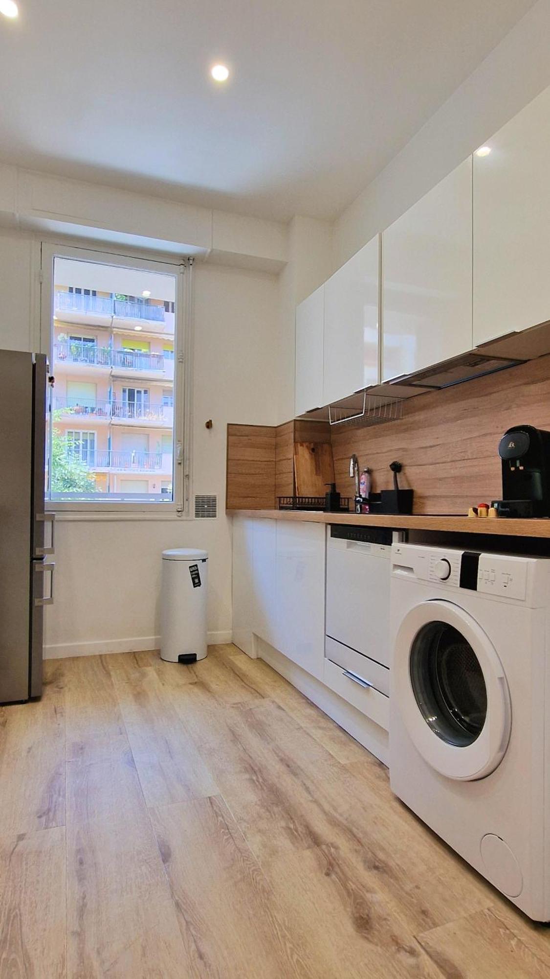 Jazzy Et Spacieux Appartement Prom Des Anglais Ница Екстериор снимка